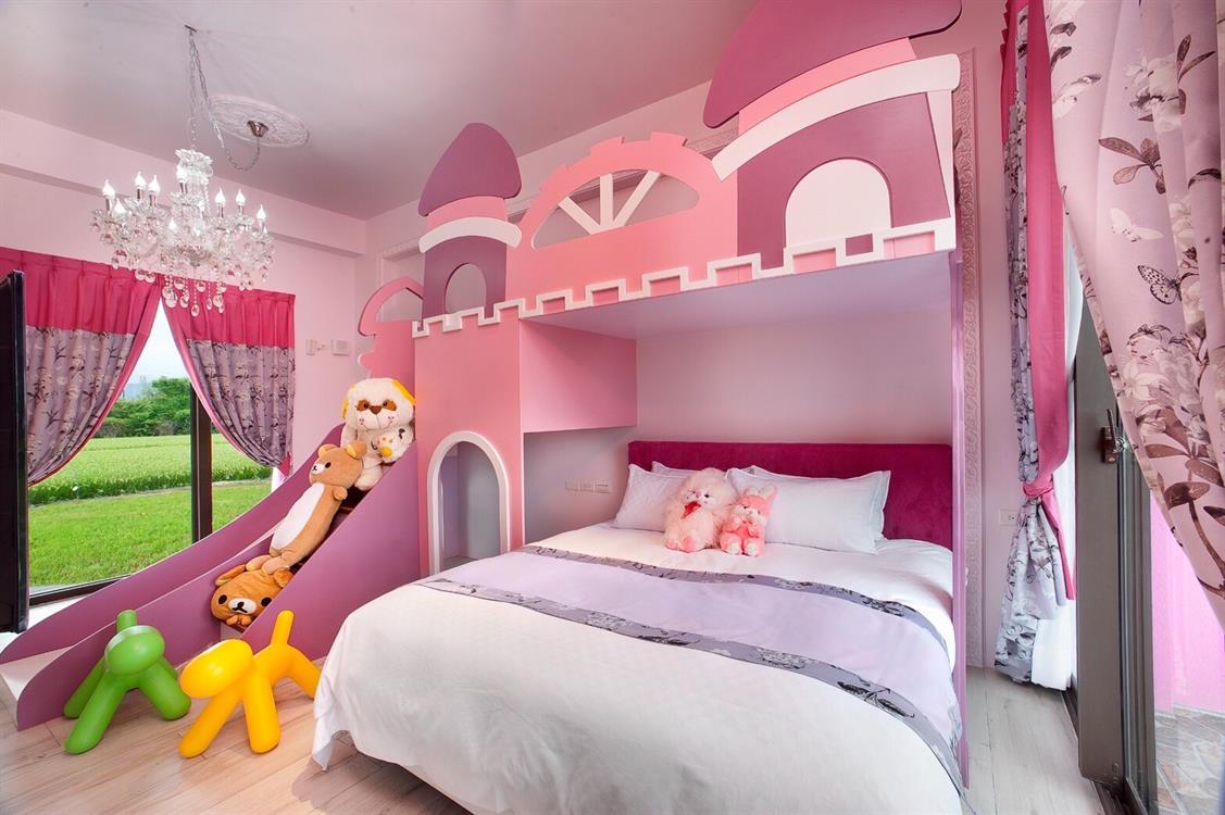 全新建造粉紅城堡，粉紫色4人景觀城堡湯屋房