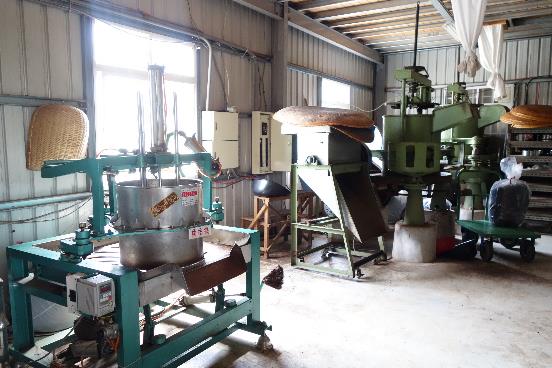 Don't Miss a Cup of Black Tea or Coffee and Experience the Spirits of Shokunin