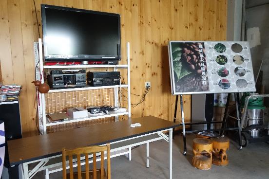 Don't Miss a Cup of Black Tea or Coffee and Experience the Spirits of Shokunin