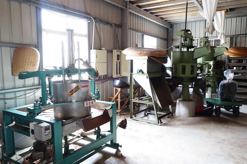 中部の旅に出たら、一杯飲むのを忘れずに：紅茶とコーヒーで体験する職人の心