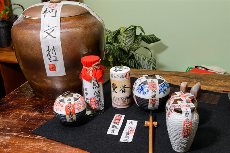 Here Comes the Tea Harvest Festival: A Guide Tour to Tea and Delicacies in Maokong