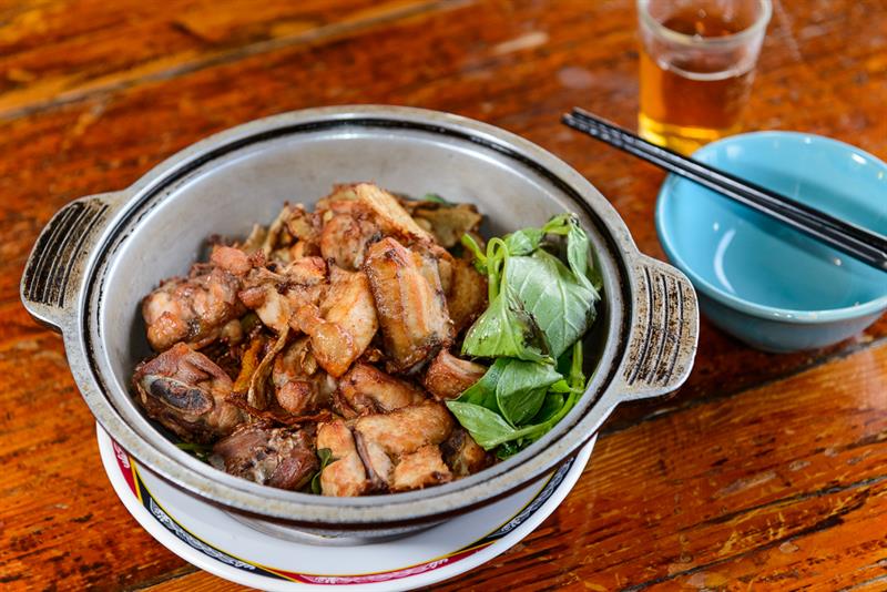 Here Comes the Tea Harvest Festival: A Guide Tour to Tea and Delicacies in Maokong