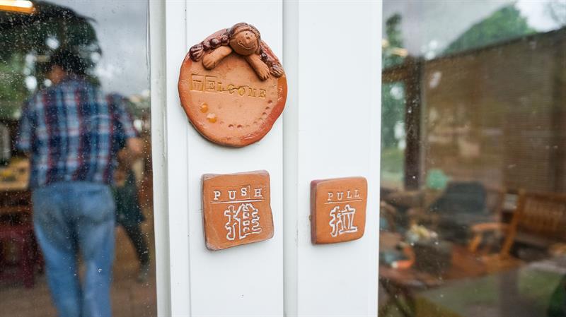 The Handmade Class in the Pottery Classroom of Taitung White House