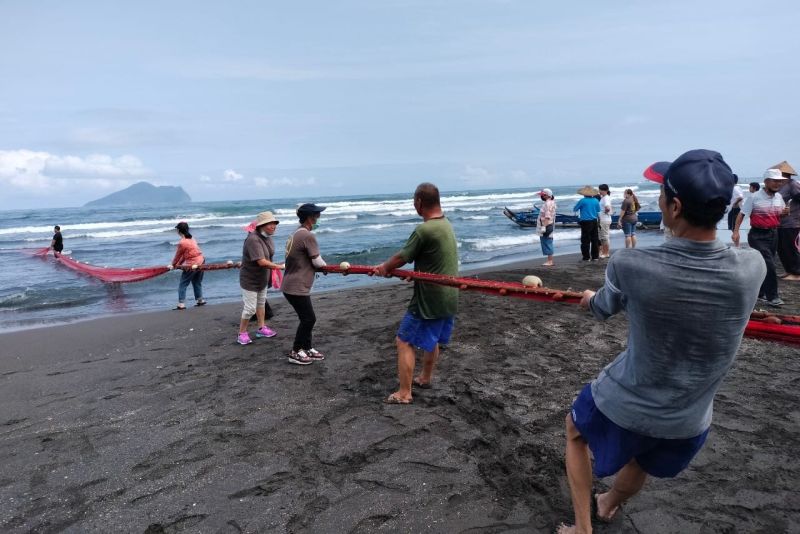 漁海有約：牽罟—向海拔河的那些事