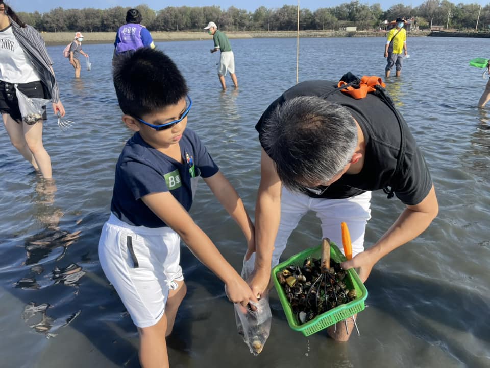 走讀漁村：布袋海上巴士