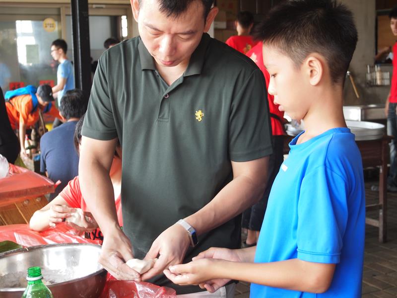 “Xie-Xie”with CRABS: Tasting Delicious Hairy-fisted Crab in Taichung!