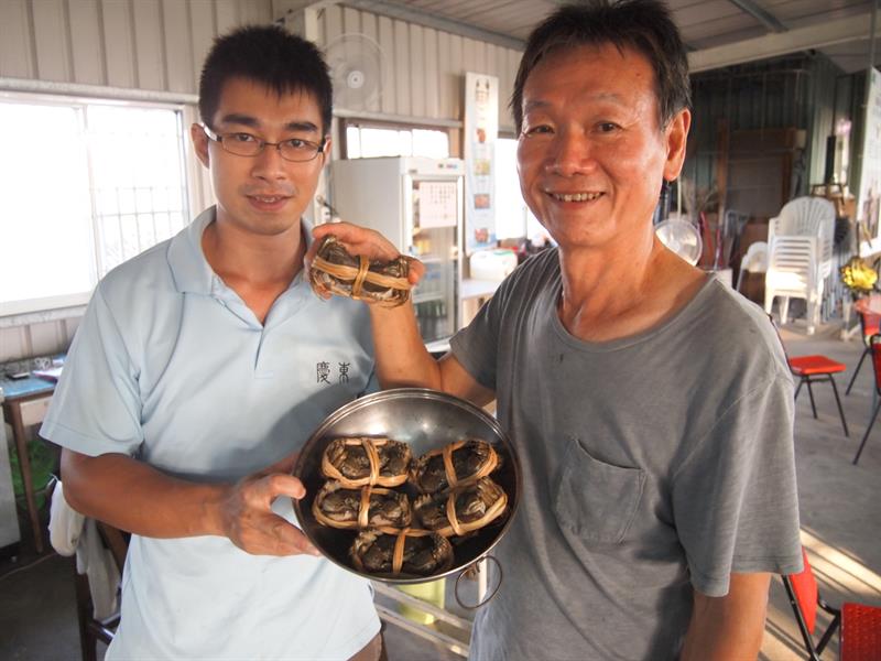 “Xie-Xie”with CRABS: Tasting Delicious Hairy-fisted Crab in Taichung!