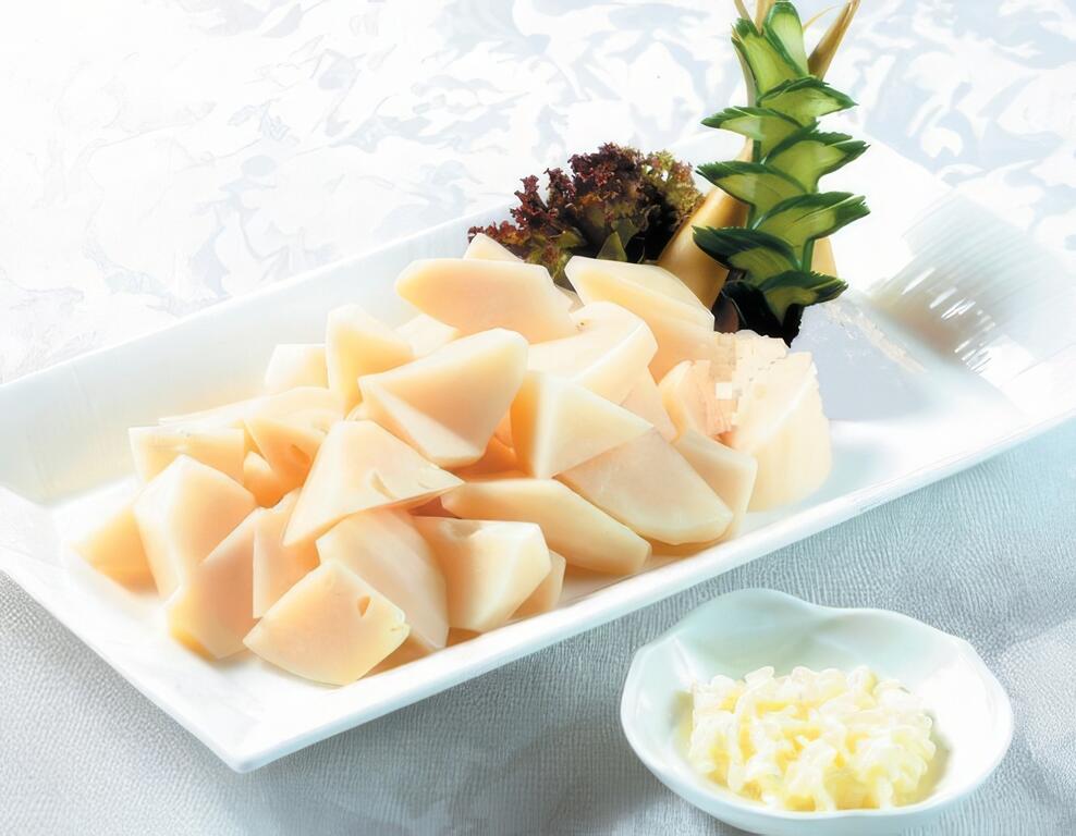 夏日來盤沙拉涼筍，真是開胃又消暑！但你知道你吃的是什麼筍嗎？好吃的竹筍又要如何挑選？快來看看！