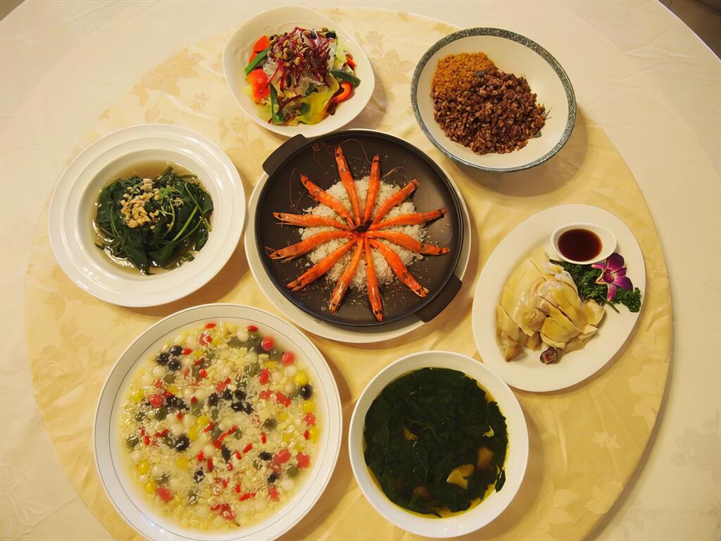 尋訪秘境啖美食