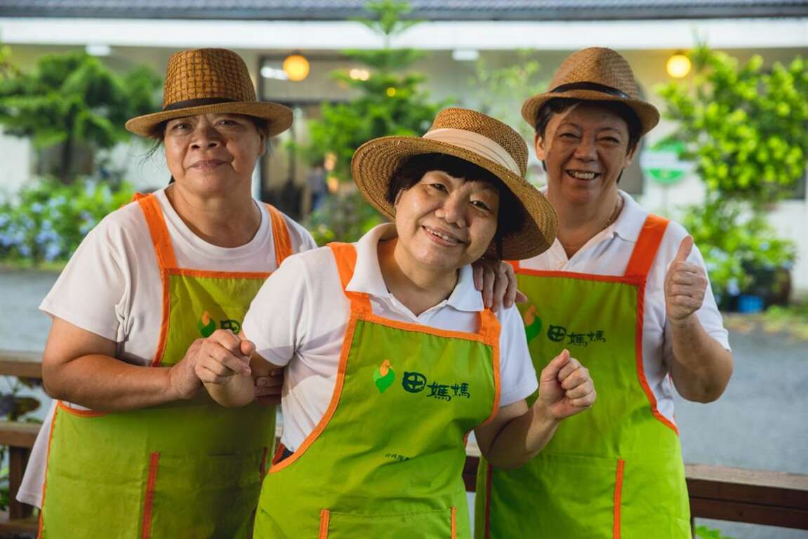 手藝精湛的田媽媽們