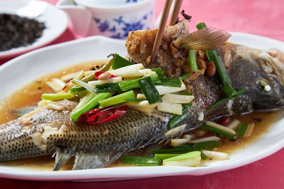 金萱茶蒸魚