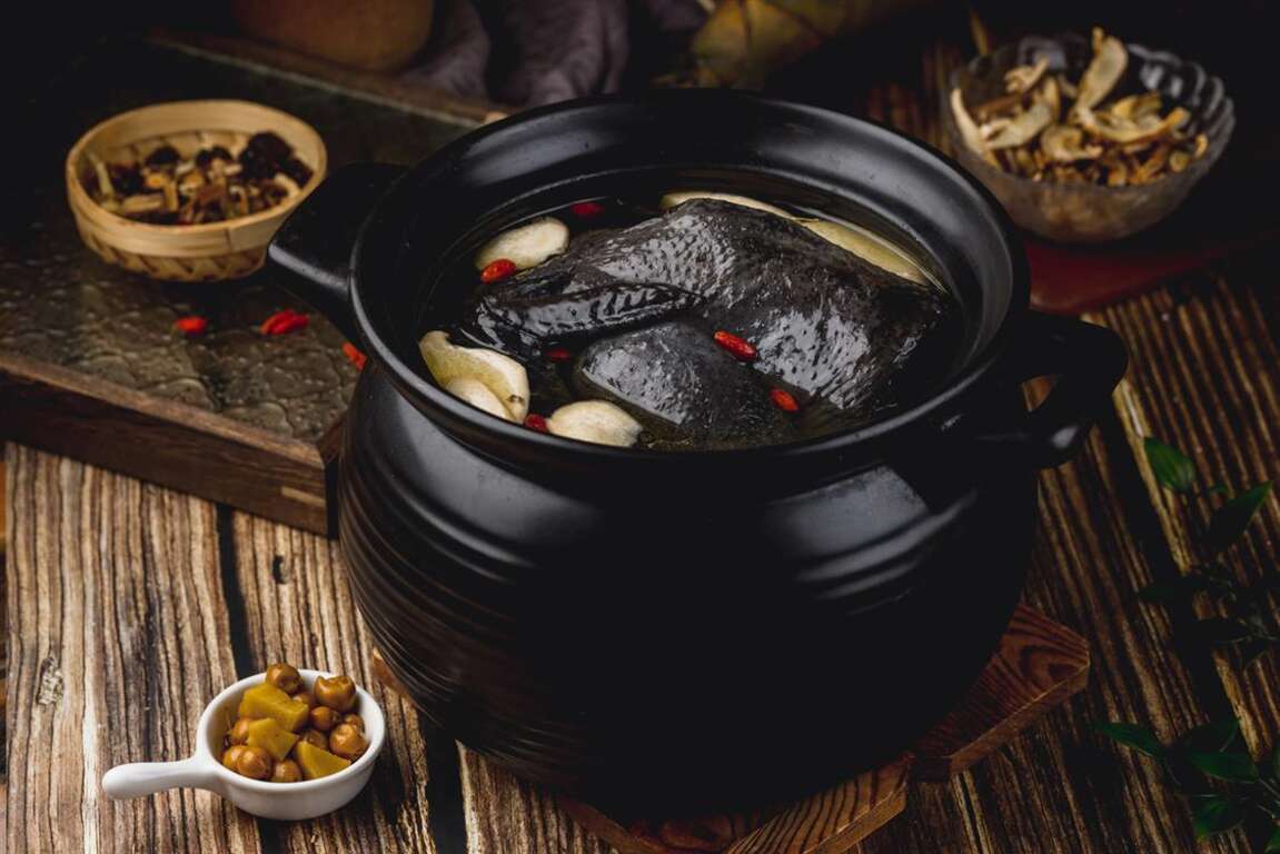 黃金珍珠樹子雞湯