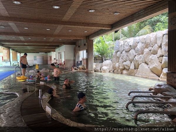 完善的大眾溫泉區。