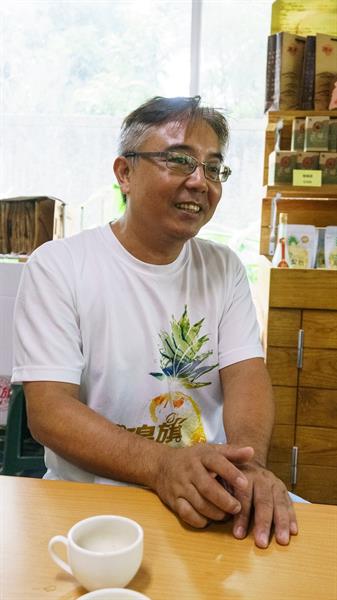 許哲榮大哥知識豐富、樂於分享。