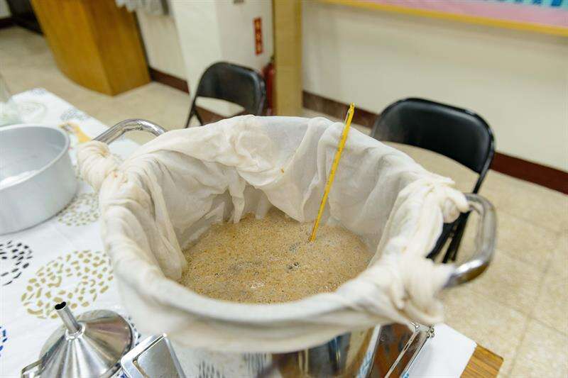 決定何時倒入啤酒花就決定這一手啤酒的風味了。