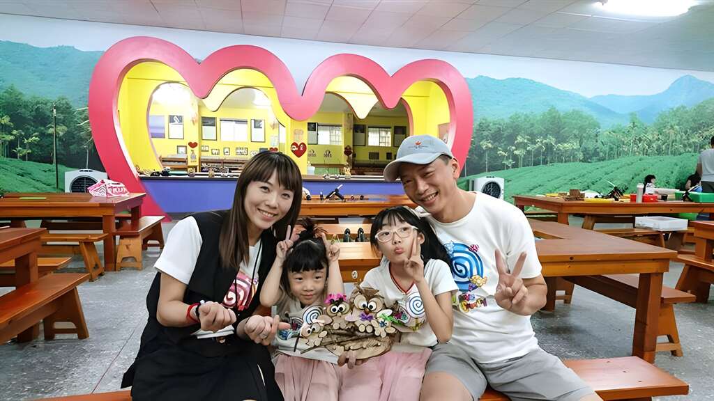 南投- 結合木飾創作的日月潭貓頭鷹之家