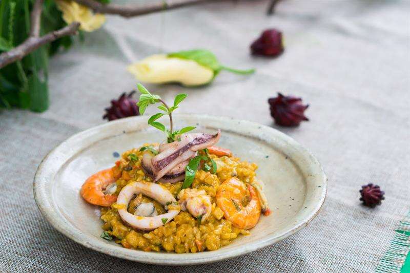 木鱉果刺蔥煙燻柴魚糙米燉飯