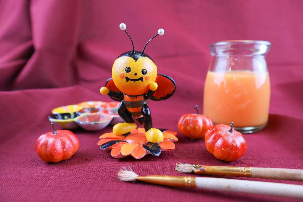 賴爺爺蜜蜂01-彩繪蜂蜜