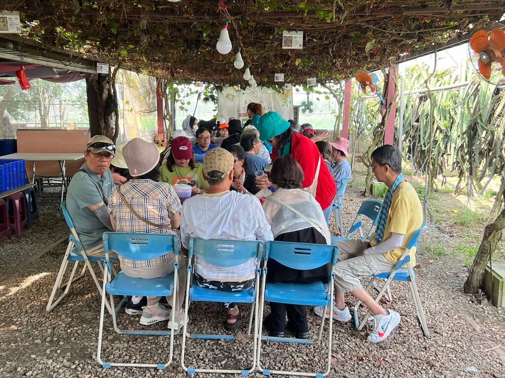 採果前果園導覽解說