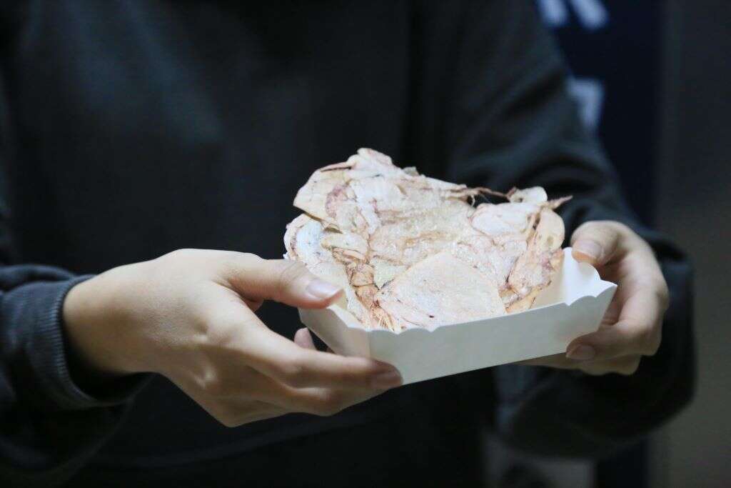 海鮮仙貝入口的香脆口感，讓人印象深刻