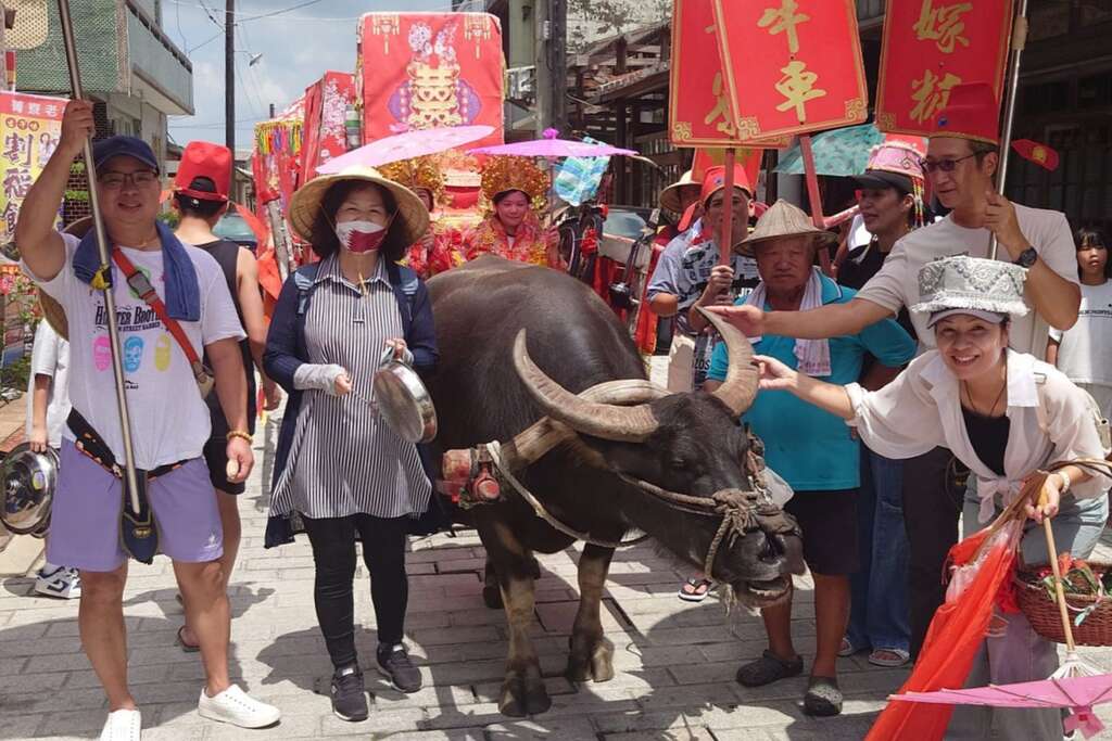 「嫁妝一牛車」活動（菁寮無米樂社區提供）