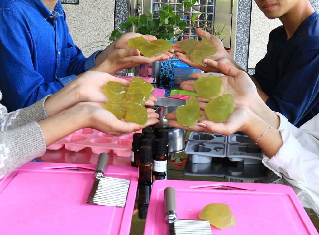 金銀花手工皂_圖片由業者提供