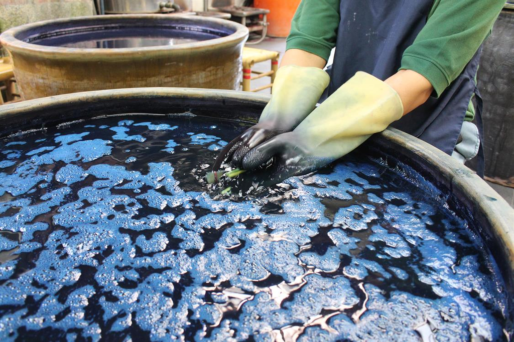 07藍染工藝，打造屬於你的藍色回憶。