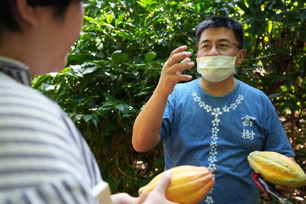 張大哥熱情解說