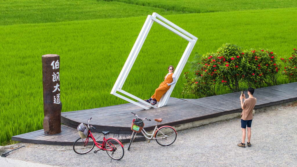 16伯朗大道，綠意田園間的夢幻自行車騎行路線。_公司素材