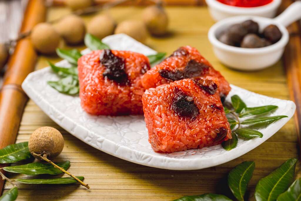 石岡傳統美食小鋪_紅麴龍眼米糕