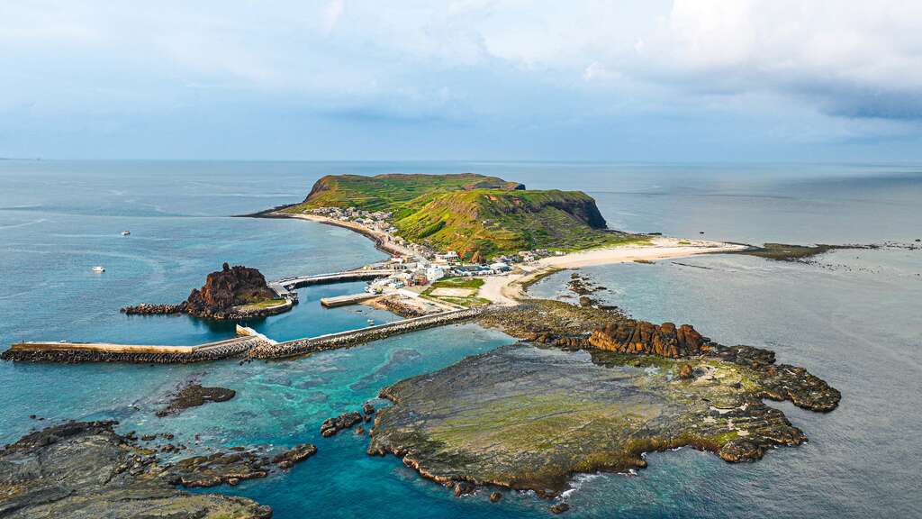 東嶼坪嶼空拍2，東福海上育樂提供