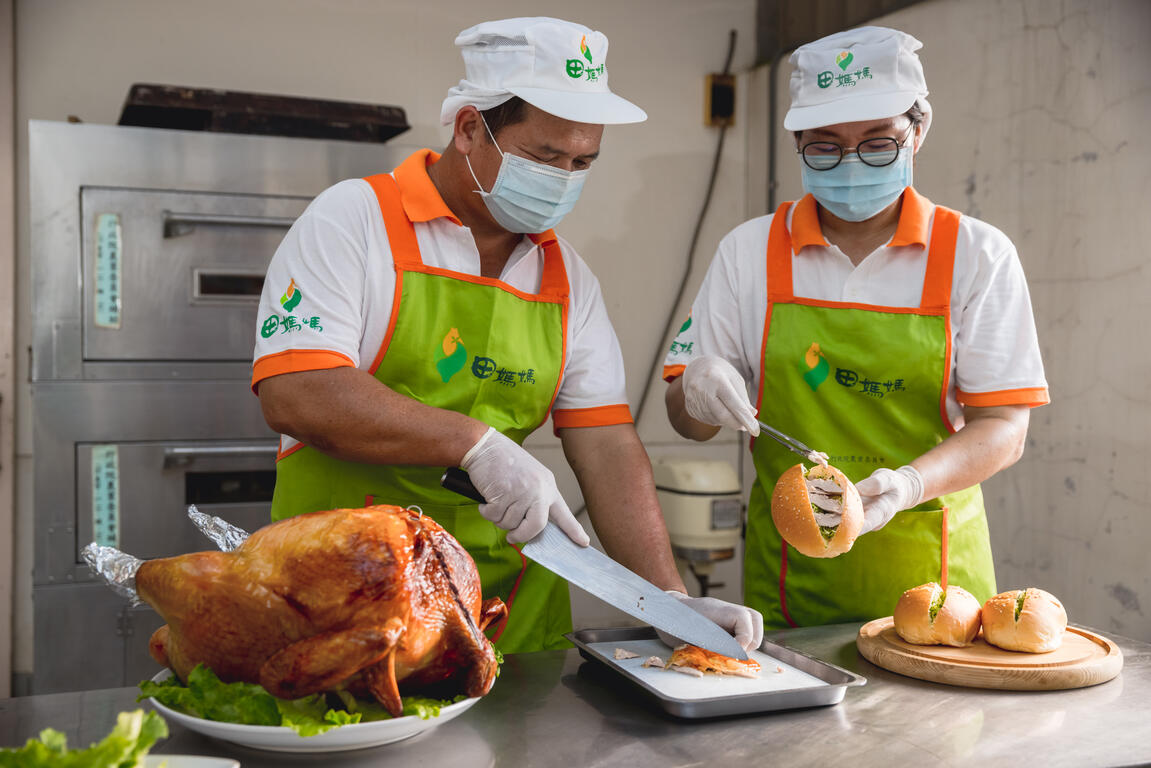 製作火雞潛艇堡