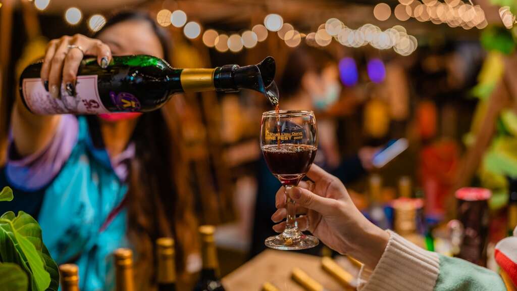 Shuei Liou Dong Wine Festival