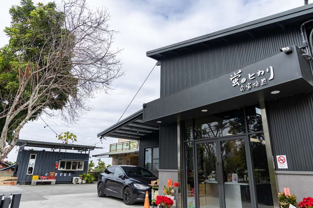 蛍のヒカリ自家焙煎門口