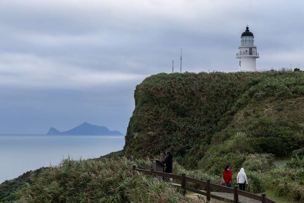 三貂角燈塔與龜山島