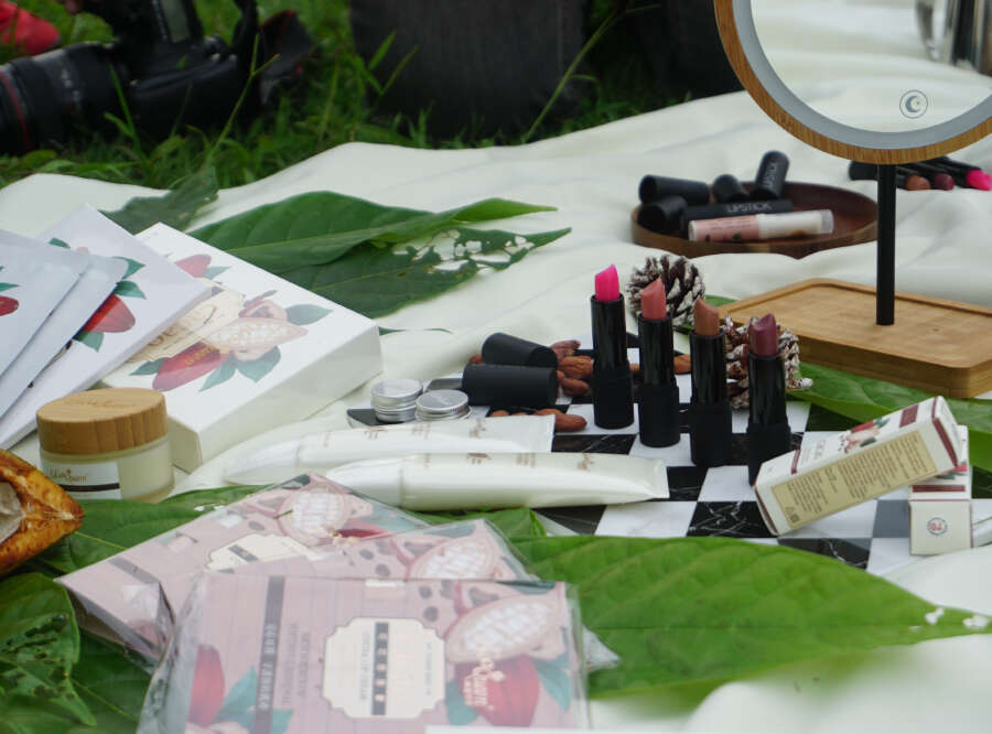 洪誼靜將可可與美妝作結合，創造獨特的產品亮點。（圖片來源：Green Media）