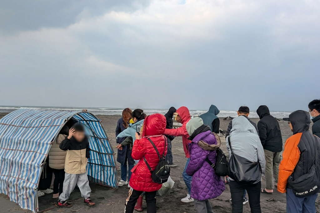 鰻魚限定團選定的日子,恰逢寒流來襲,每人身穿羽絨及防風外套