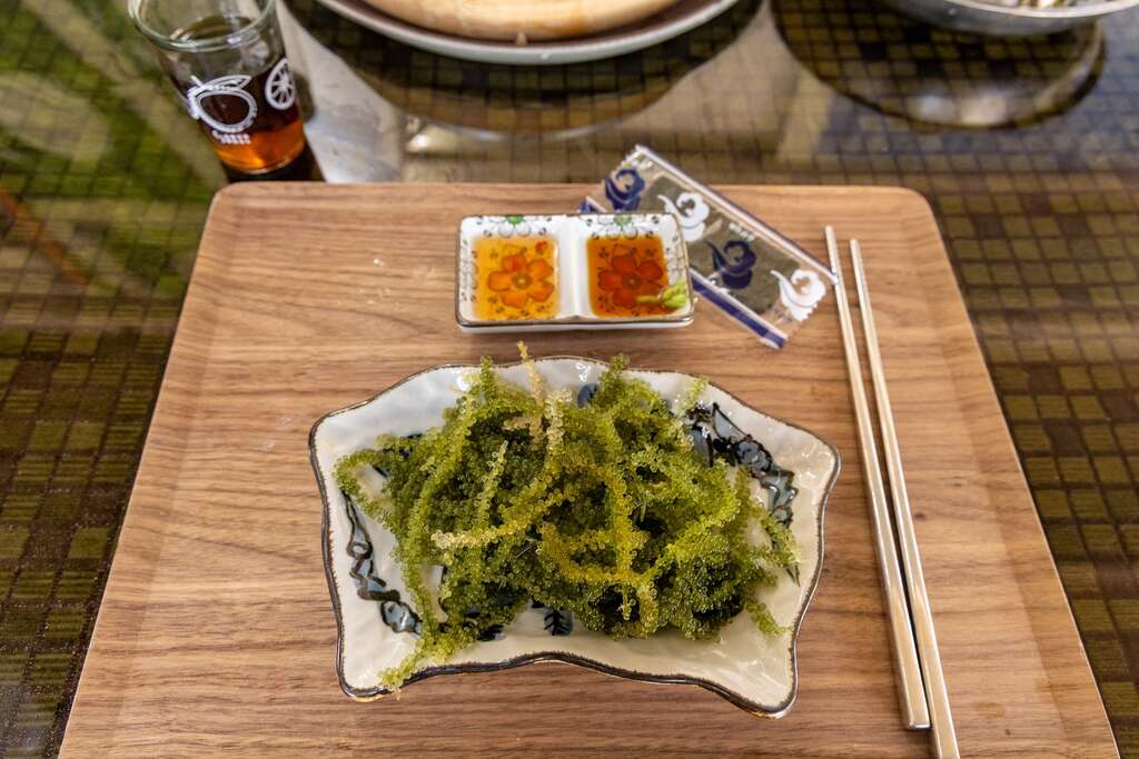 海葡萄清脆爆珠搭配泰式酸辣醬