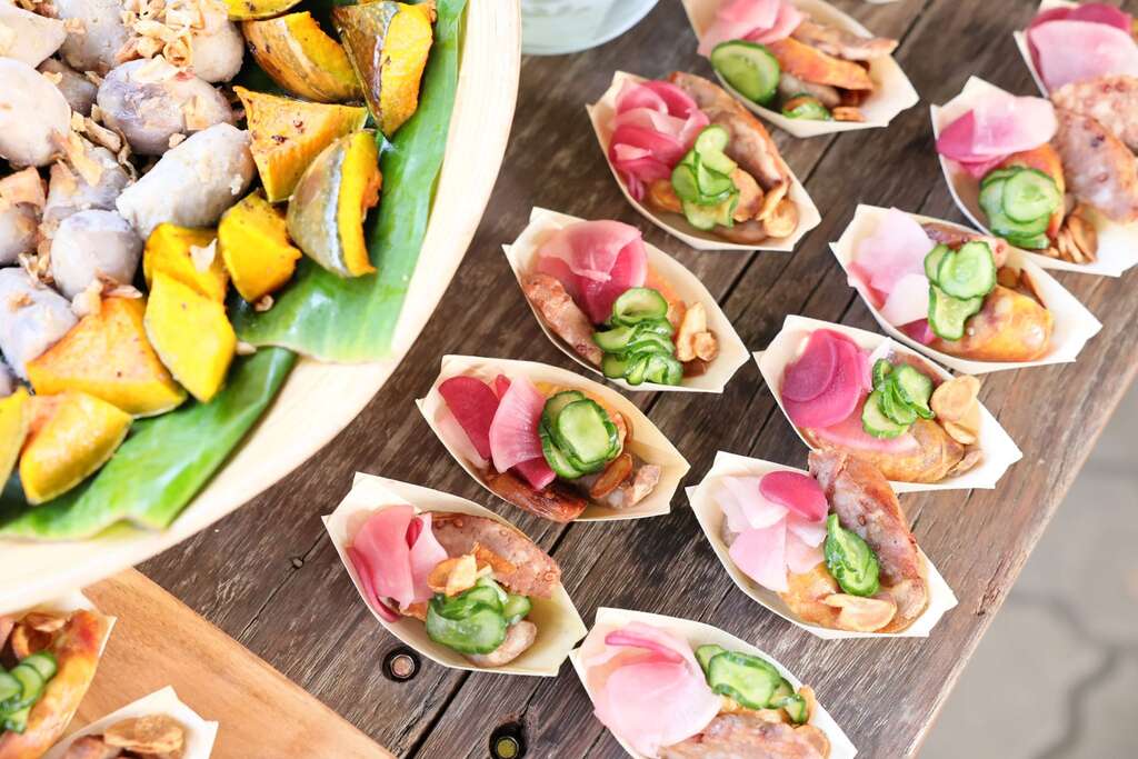 糖主廚將各地特色食材巧妙整合，透過活動傳遞理念，讓食材發聲，展現常民生活的智慧。（圖片來源：農業部農村發展及水土保持署 臺南分署）