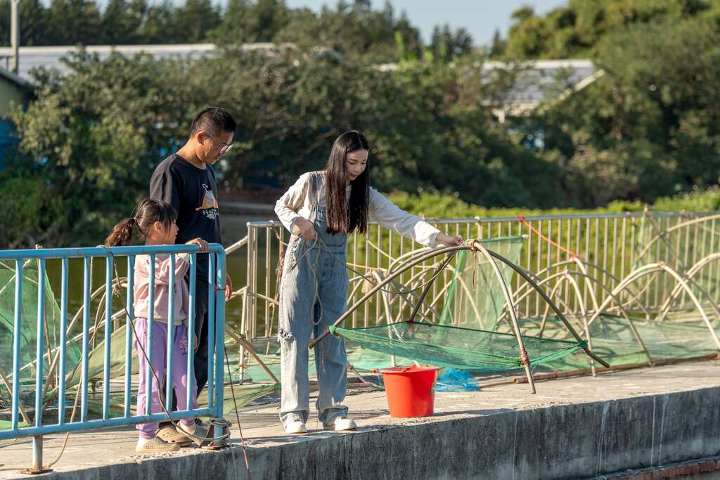 好蝦冏男社的捕蝦體驗