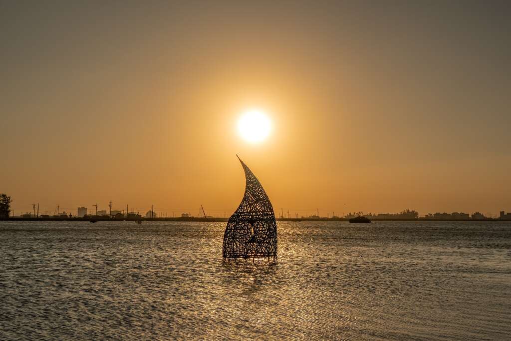 從2022年開始建置及歷經多次修復的藝術品《種子》，由藝術家李蕢至創作