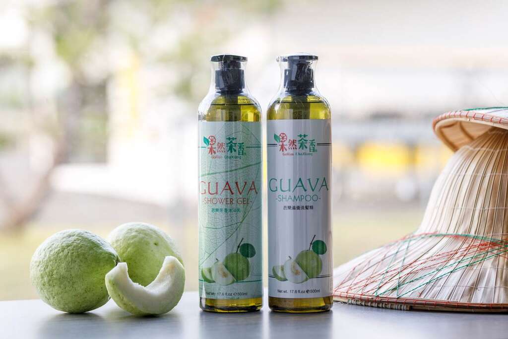 萃取芭樂精華做成的沐浴用品，可以幫助緩解肌膚狀況。（圖片來源：特色農業旅遊場域認證）