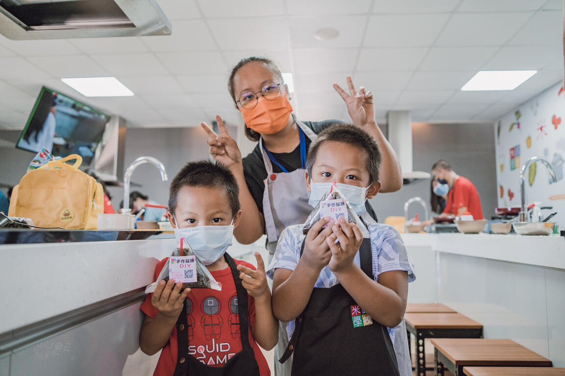 環境教育課程製作三角飯糰