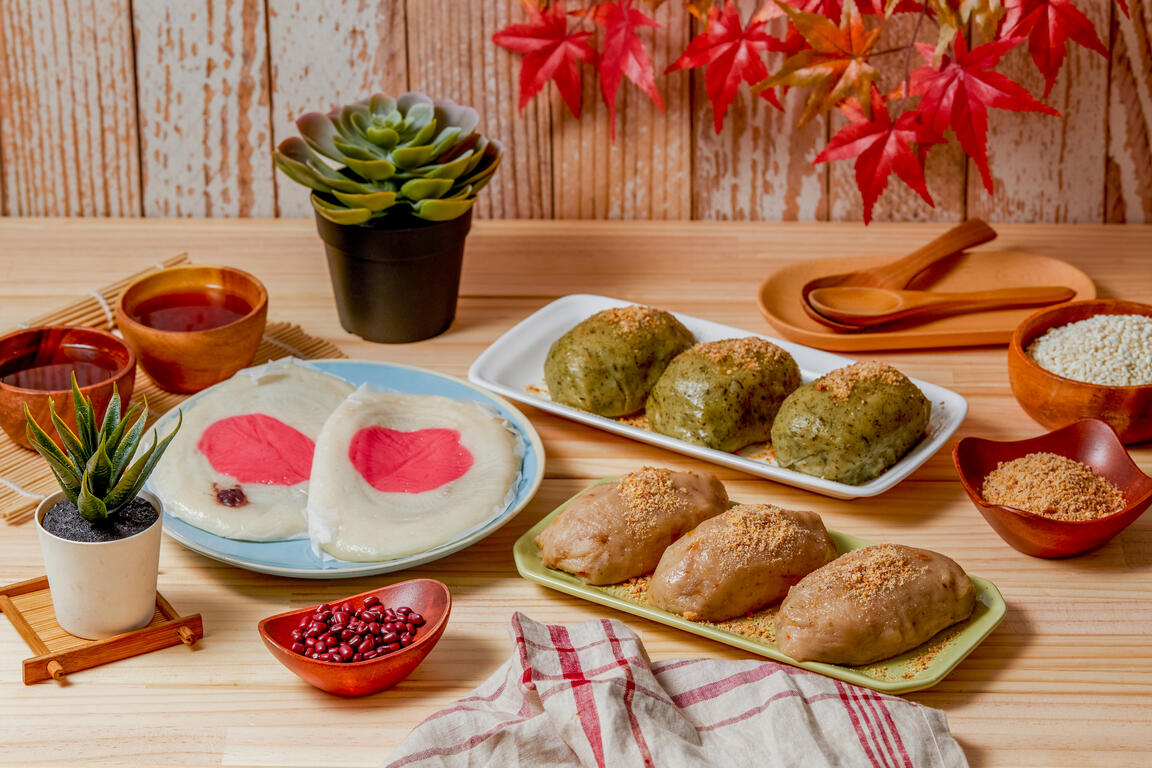 招牌菜紅龜粿及艾草粿